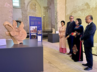 N.A. Vice Chairwoman visits Ho Chi Minh Space, Thang Long and Co Loa exhibition in France
